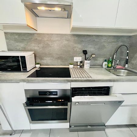Superbe Duplex Design Neuf 2 Chambres, Climatise Tout Confort, Facile D,Acces Stationnement Gratuit Marsilya Dış mekan fotoğraf