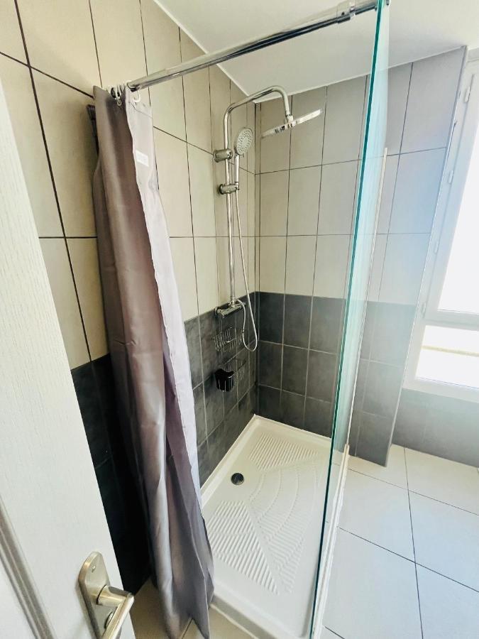 Superbe Duplex Design Neuf 2 Chambres, Climatise Tout Confort, Facile D,Acces Stationnement Gratuit Marsilya Dış mekan fotoğraf