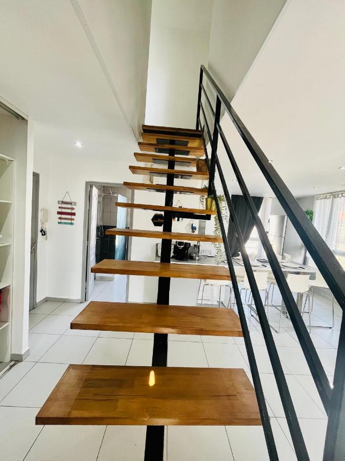 Superbe Duplex Design Neuf 2 Chambres, Climatise Tout Confort, Facile D,Acces Stationnement Gratuit Marsilya Dış mekan fotoğraf